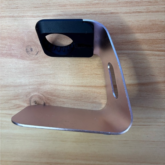 Rose Gold Charger Stand + Apple Watch Charger (Watch to USB) Fast Charging Cable - Picture 3 of 10